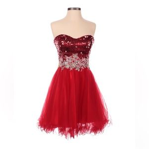 Poly USA Women’s Red Strapless Short Sequin Cocktail Dress, M